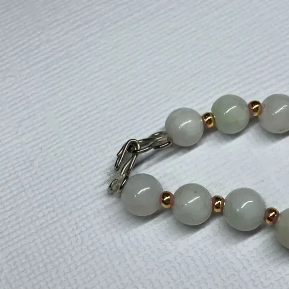 Vintage Semi Precious Stone and Gold Tone Beaded Bracelet - Picture 4 of 5